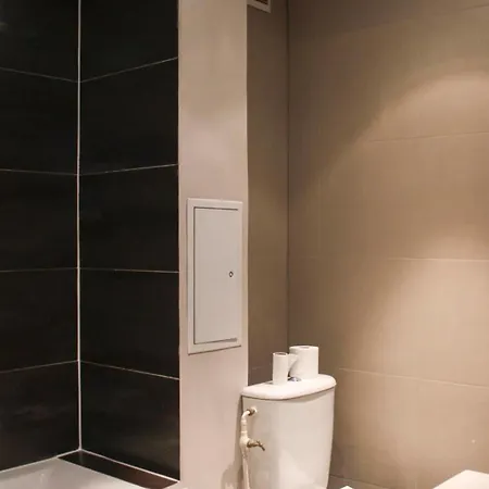 Apartment Lovely 51 M Nest In The Heart Of