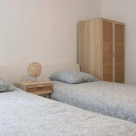 Lovely 51 M Nest In The Heart Of * Paris
